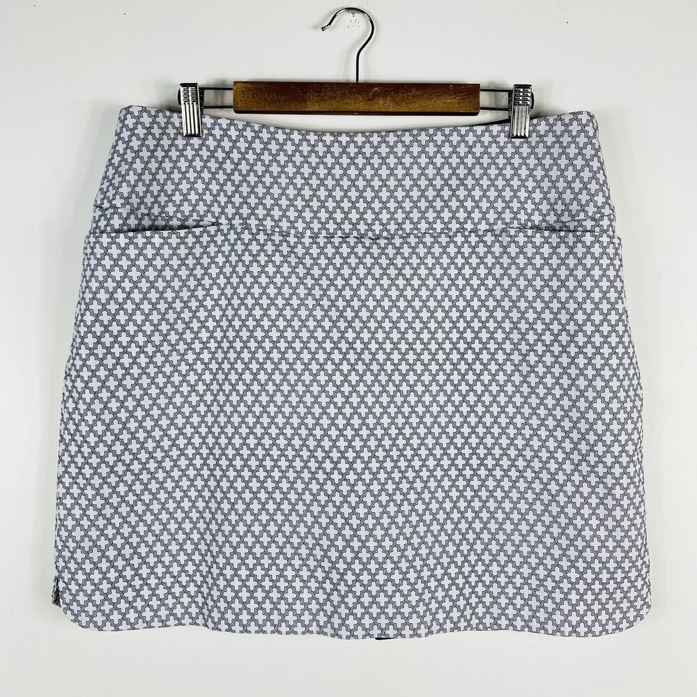 S.C. & Co. Skort XXL 360 Degree Tummy Control Black White